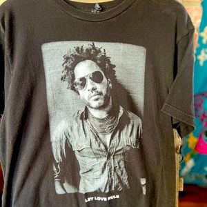 Lenny Kravitz “Let Love Rule” t-shirt. Mens size medium black cotton t-shirt.